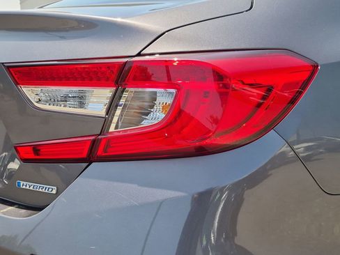 Used 2021 Honda Accord EX image 11