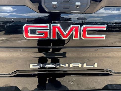 Used 2024 GMC Sierra 1500 Denali w/ Denali Reserve Package RWD image 31