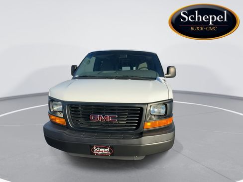 Used 2013 GMC Savana 2500 w/ Power Package image 3