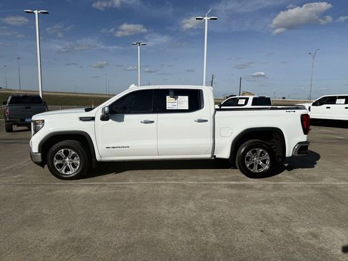 Used 2023 GMC Sierra 1500 SLT image 15