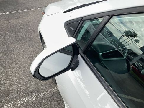 Used 2024 Toyota Corolla LE image 33