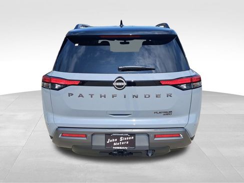 New 2026 Nissan Pathfinder Platinum w/ Lighting Package AWD/4WD image 4