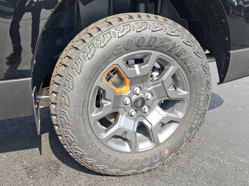 New 2026 Ford Maverick Tremor AWD/4WD image 32