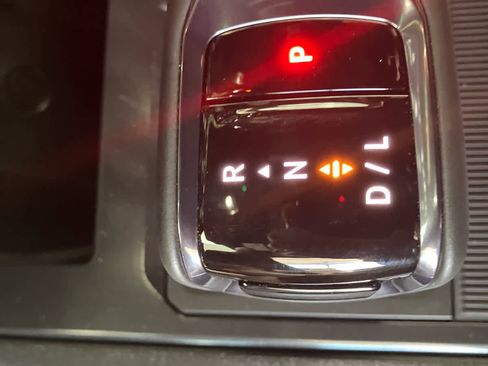 New 2026 GMC Hummer EV 4x4 Crew Cab image 24
