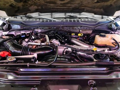 Used 2017 Ford F350 Platinum w/ Platinum Ultimate Package image 8