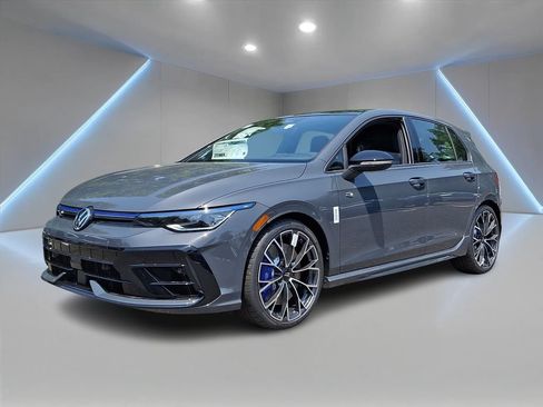 New 2026 Volkswagen Golf AWD/4WD image 1
