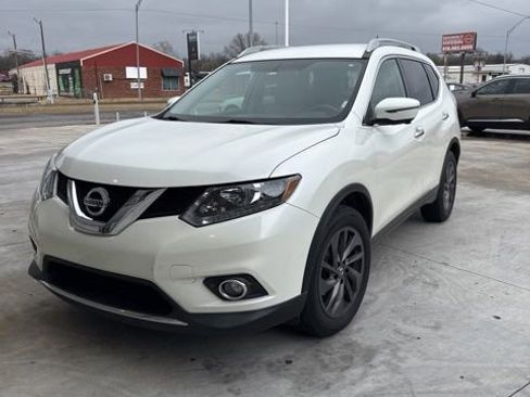 Used 2016 Nissan Rogue SL image 3