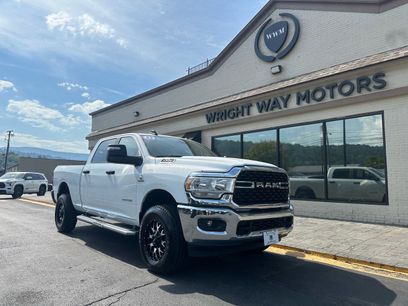 Used 2023 RAM 2500 Big Horn w/ Level 1 Equipment Group