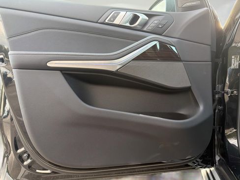 New 2026 BMW X5 xDrive50e w/ Executive Package image 22