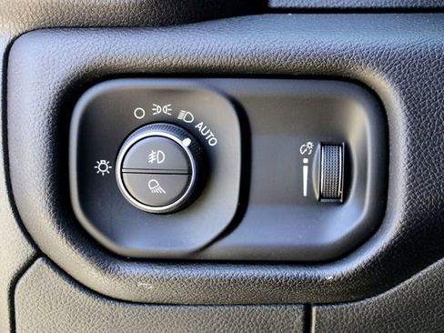 Used 2023 RAM 1500 Lone Star RWD image 20