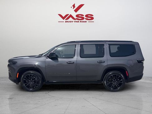 New 2026 Jeep Grand Wagoneer Summit w/ Premium Group III AWD/4WD image 2