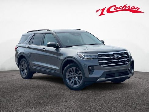 New 2026 Ford Explorer Active w/ Active Comfort Package image 1