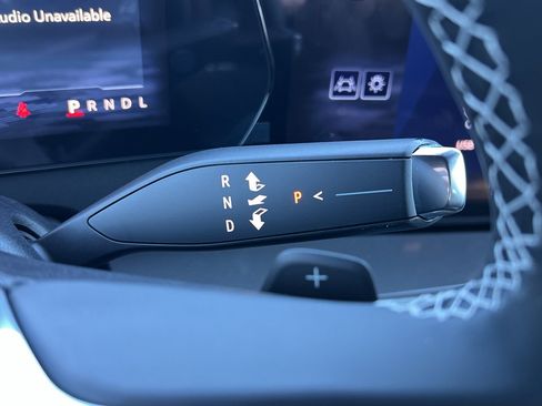 New 2026 Chevrolet Traverse LT w/ Midnight/Sport Edition image 8