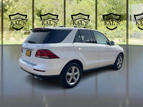 Used 2018 Mercedes-Benz GLE 350 GLE 350 4MATIC SUV w/ Premium 1 Package image 5