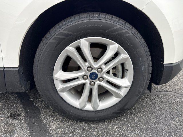 Used 2020 Ford Edge SEL w/ Convenience Package AWD/4WD image 12