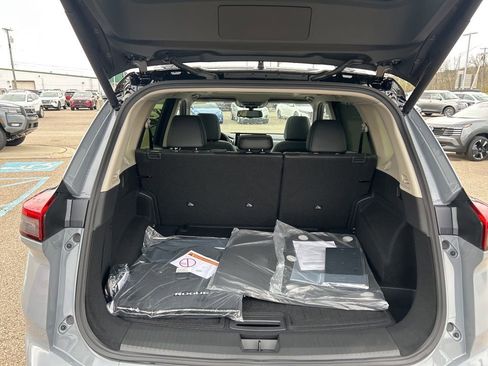 New 2026 Nissan Rogue Platinum w/ Platinum Premium Package AWD/4WD image 24