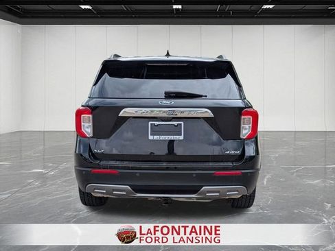 Certified 2022 Ford Explorer XLT w/ Equipment Group 202A AWD/4WD image 4