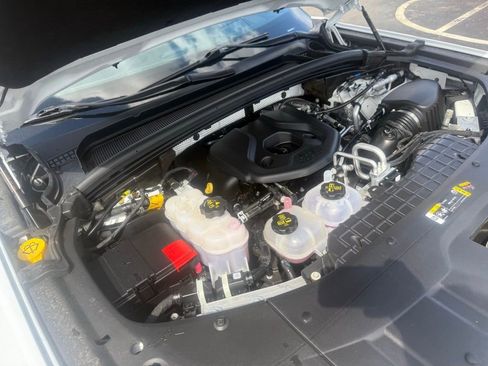 Used 2022 Jeep Grand Cherokee Summit AWD/4WD image 65