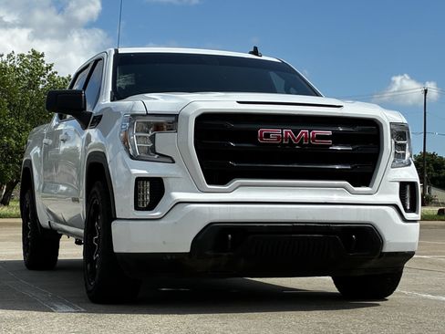 Used 2020 GMC Sierra 1500 Elevation w/ Elevation Value Package AWD/4WD image 4