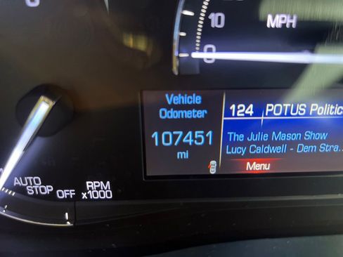 Used 2017 Cadillac XT5 Premium Luxury image 18