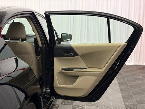 Used 2014 Honda Accord LX image 17