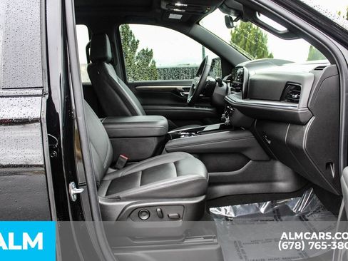 Used 2025 Chevrolet Tahoe Z71 w/ Z71 Off-Road Package AWD/4WD image 22
