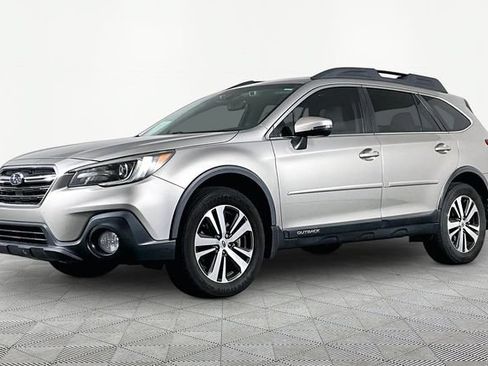 Used 2019 Subaru Outback 2.5i Limited AWD/4WD image 1