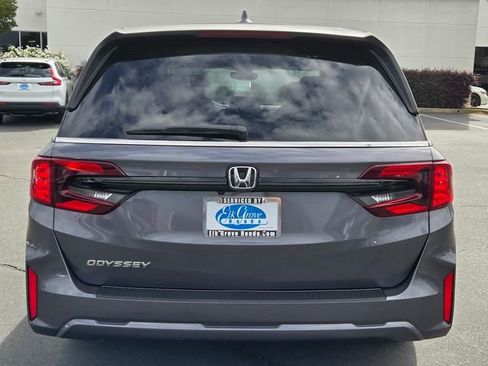 New 2026 Honda Odyssey EX-L image 5