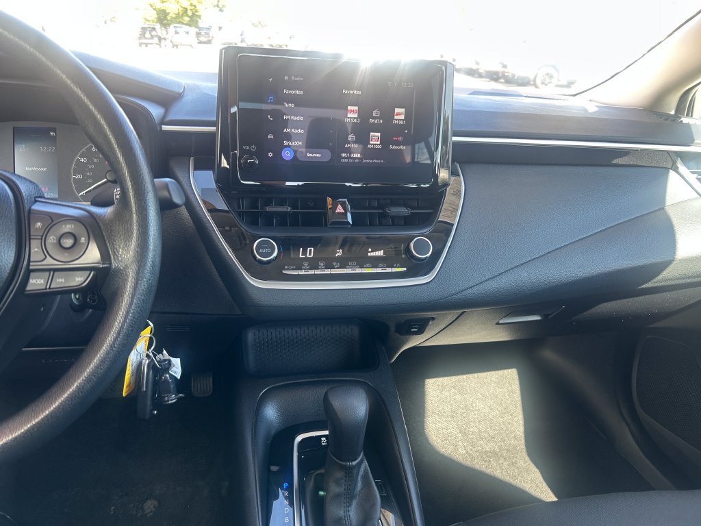 Certified 2025 Toyota Corolla LE FWD image 15
