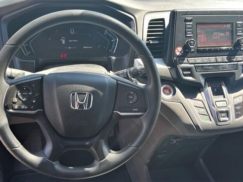 Used 2019 Honda Odyssey LX image 11