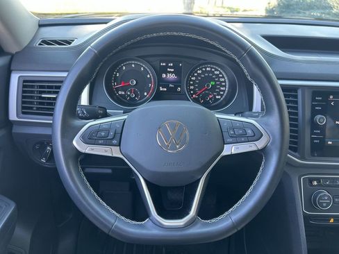 Used 2021 Volkswagen Atlas SE image 14