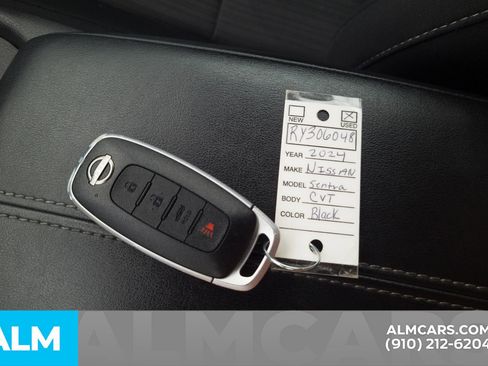 Used 2024 Nissan Sentra SV FWD image 17