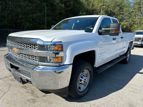 Used 2019 Chevrolet Silverado 2500 W/T AWD/4WD image 3