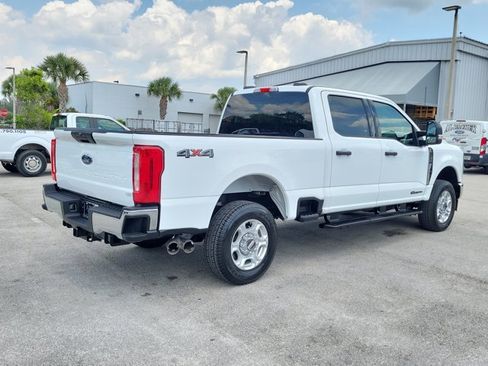Certified 2025 Ford F250 XLT AWD/4WD image 8