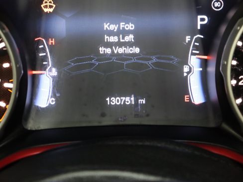 Used 2020 Jeep Compass Trailhawk AWD/4WD image 39