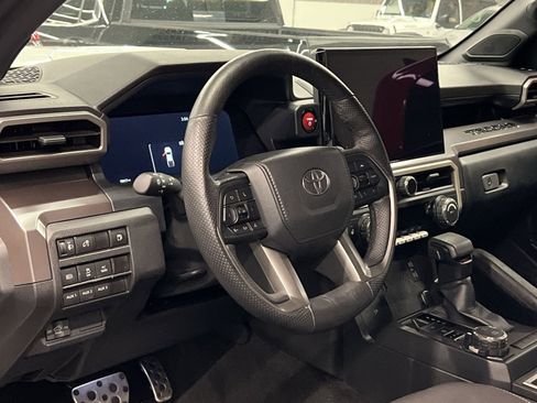 Used 2024 Toyota Tacoma TRD Sport w/ TRD Sport Upgrade Package image 12