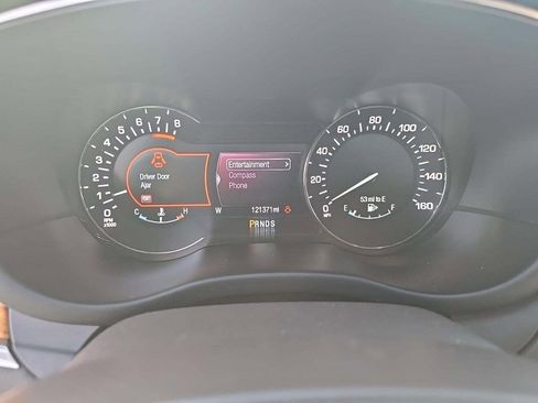 Used 2016 Lincoln MKC Select w/ Lincoln MKC Climate Package image 12