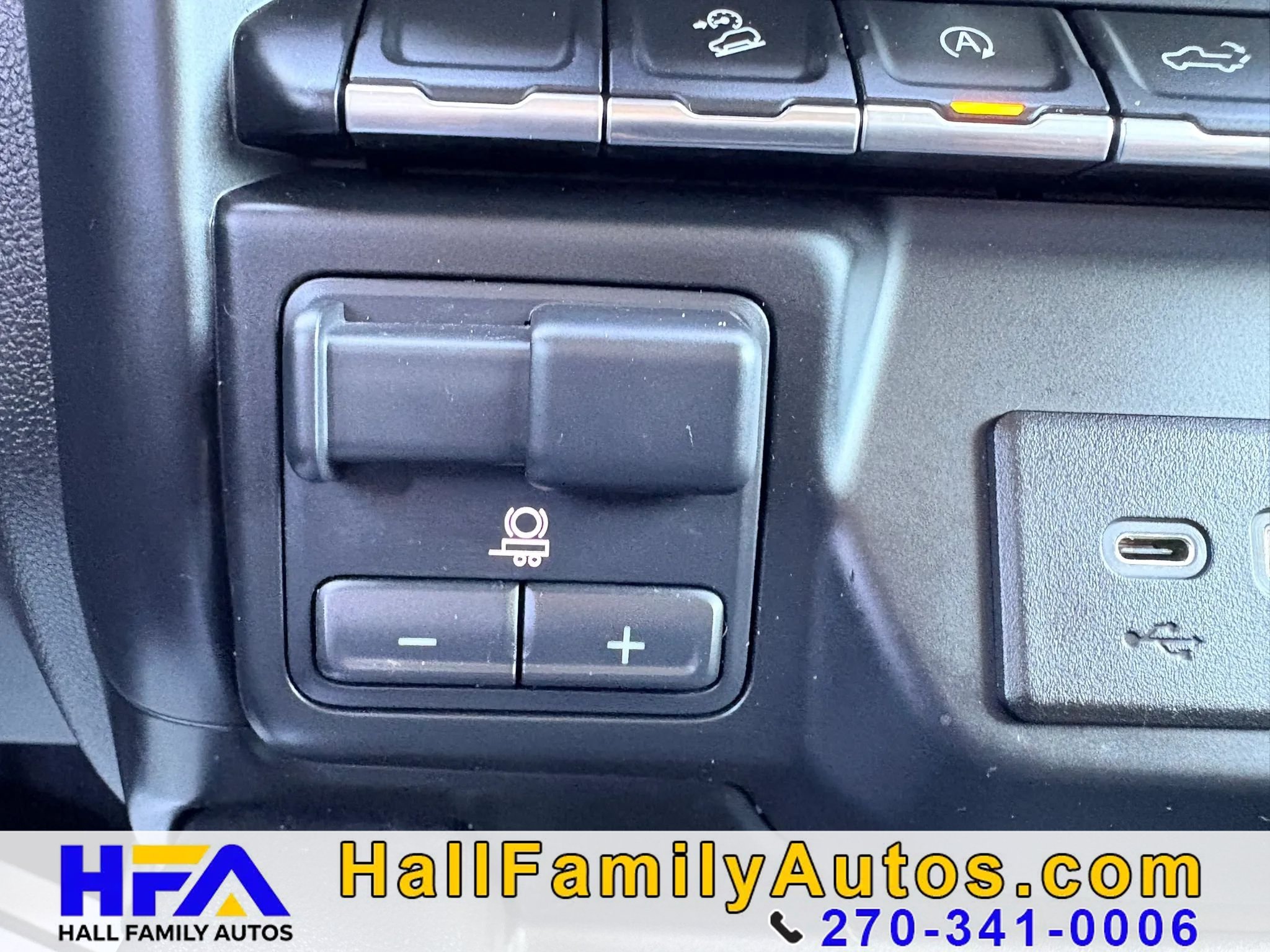 Used 2020 Chevrolet Silverado 1500 RST w/ Texas Edition AWD/4WD image 25