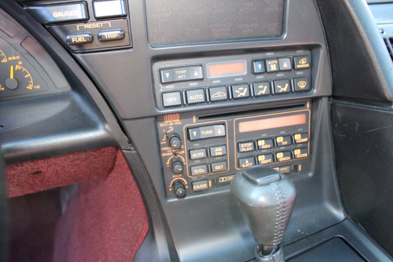 Used 1993 Chevrolet Corvette Convertible RWD image 15