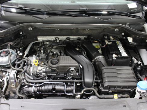 Used 2022 Volkswagen Taos SEL AWD/4WD image 42
