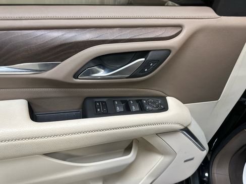 Used 2022 GMC Yukon XL Denali image 25