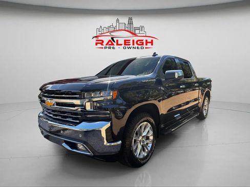 Used 2019 Chevrolet Silverado 1500 LTZ w/ LTZ Plus Package image 4