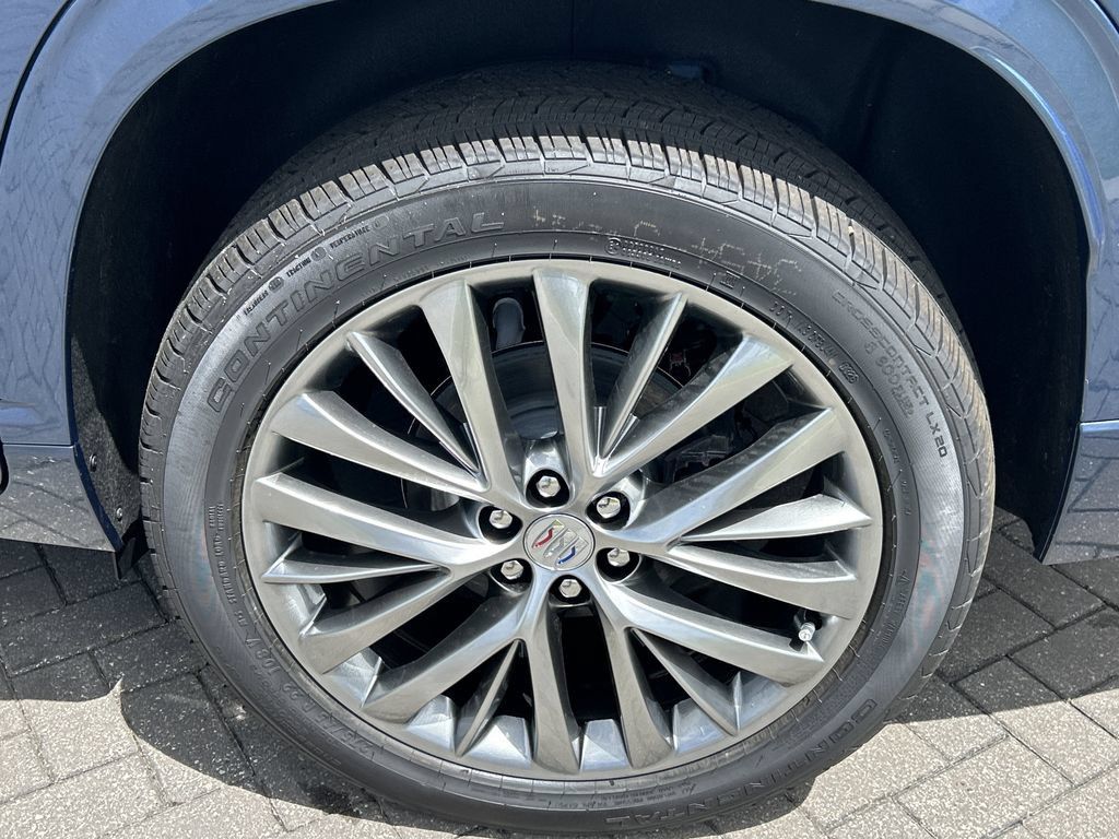 Certified 2026 Buick Enclave Avenir w/ Super Cruise Package FWD image 31