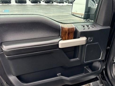 Certified 2018 Ford F150 Lariat image 15