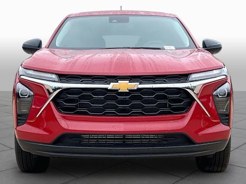 New 2026 Chevrolet Trax LS w/ Driver Confidence Package FWD image 3