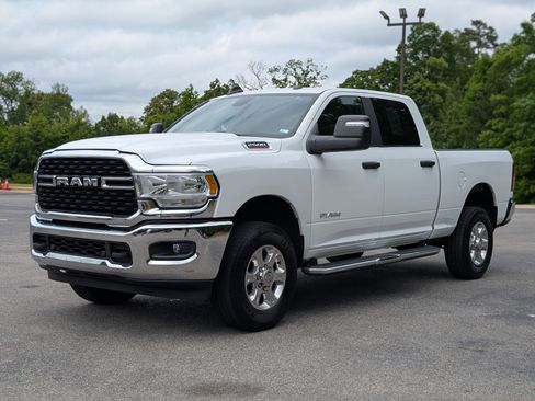 Used 2023 RAM 2500 Big Horn w/ Level 1 Equipment Group AWD/4WD image 5