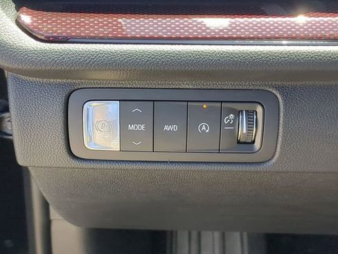 New 2026 Chevrolet Traverse Z71 AWD/4WD image 25