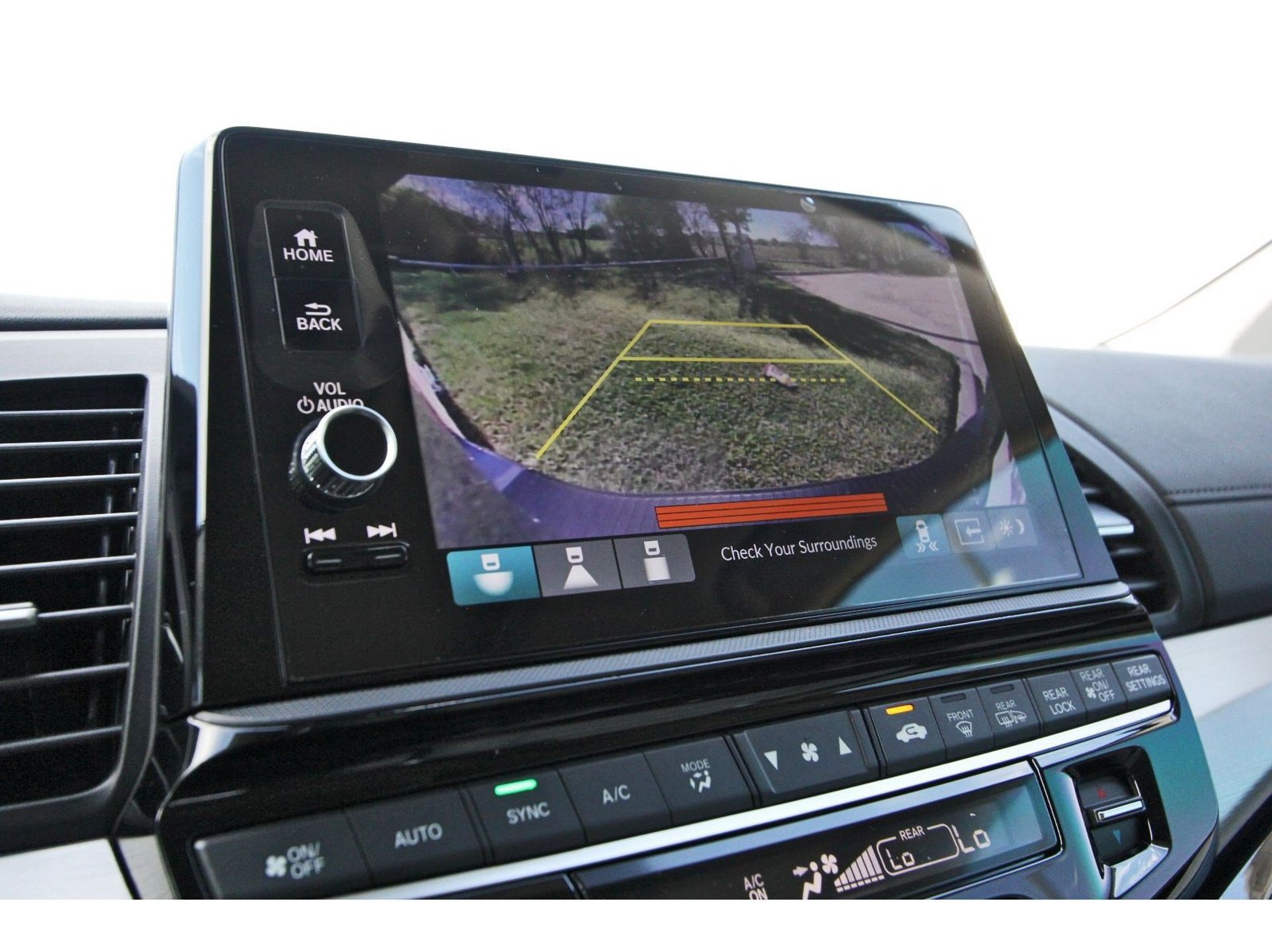 New 2027 Honda Odyssey Touring image 28