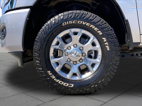 Certified 2024 RAM 2500 Laramie AWD/4WD image 11