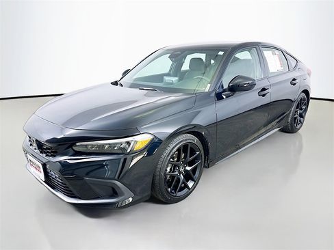 Used 2024 Honda Civic Sport image 3